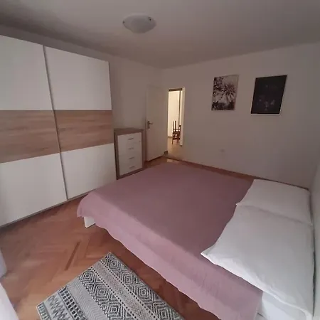 Appartement In Quiet Place Near The Beaches